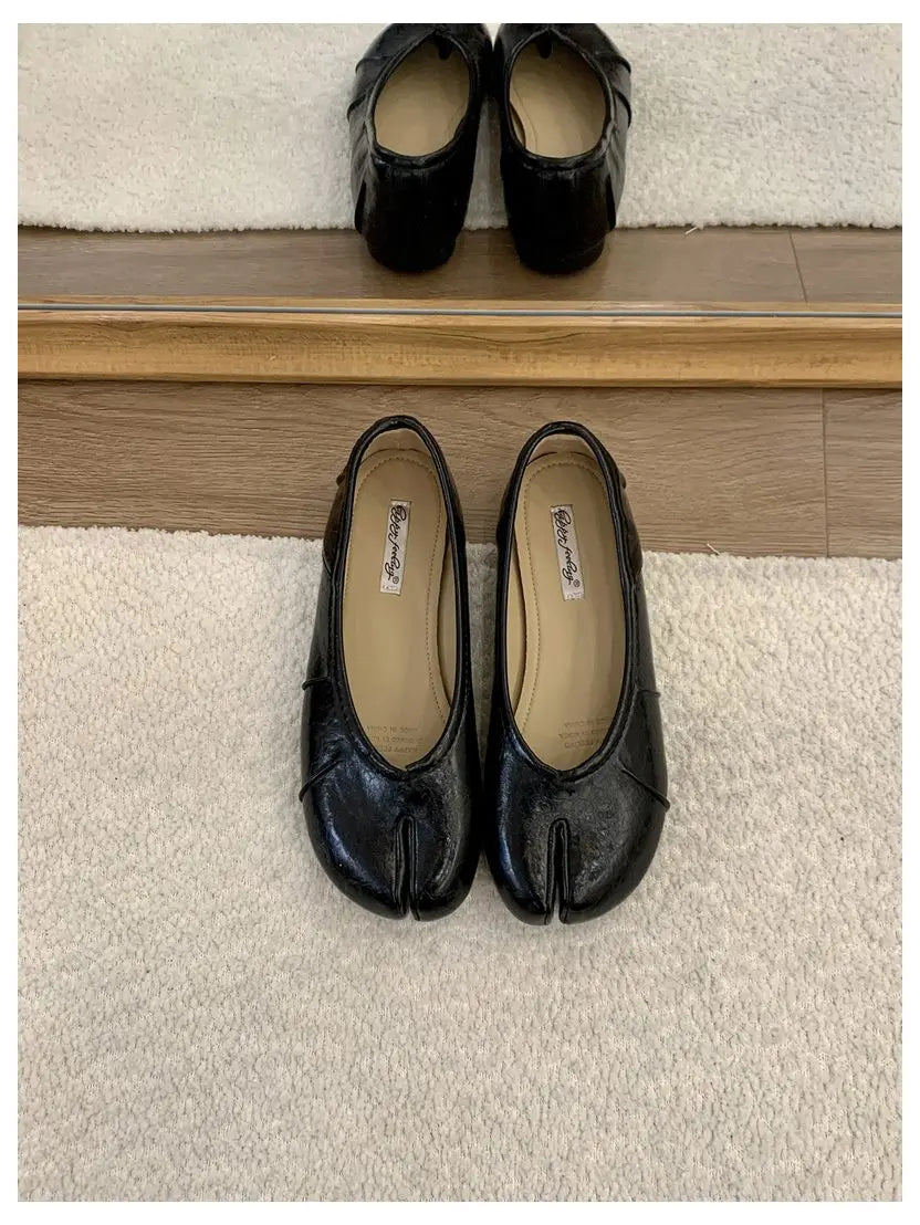 Spring Split Toe Women Ballet Flats Fashion Tabi Shoes Causal Slip On Loafer Ladies Pleated Leather Espadrilles Zapatillas Mujer