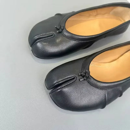 Split Toe Women Ballet Flats Fashion Tabi Shoes Casual Slip-on Loafers Ladies Pleated Leather Espadrilles Zapatillas Mujer