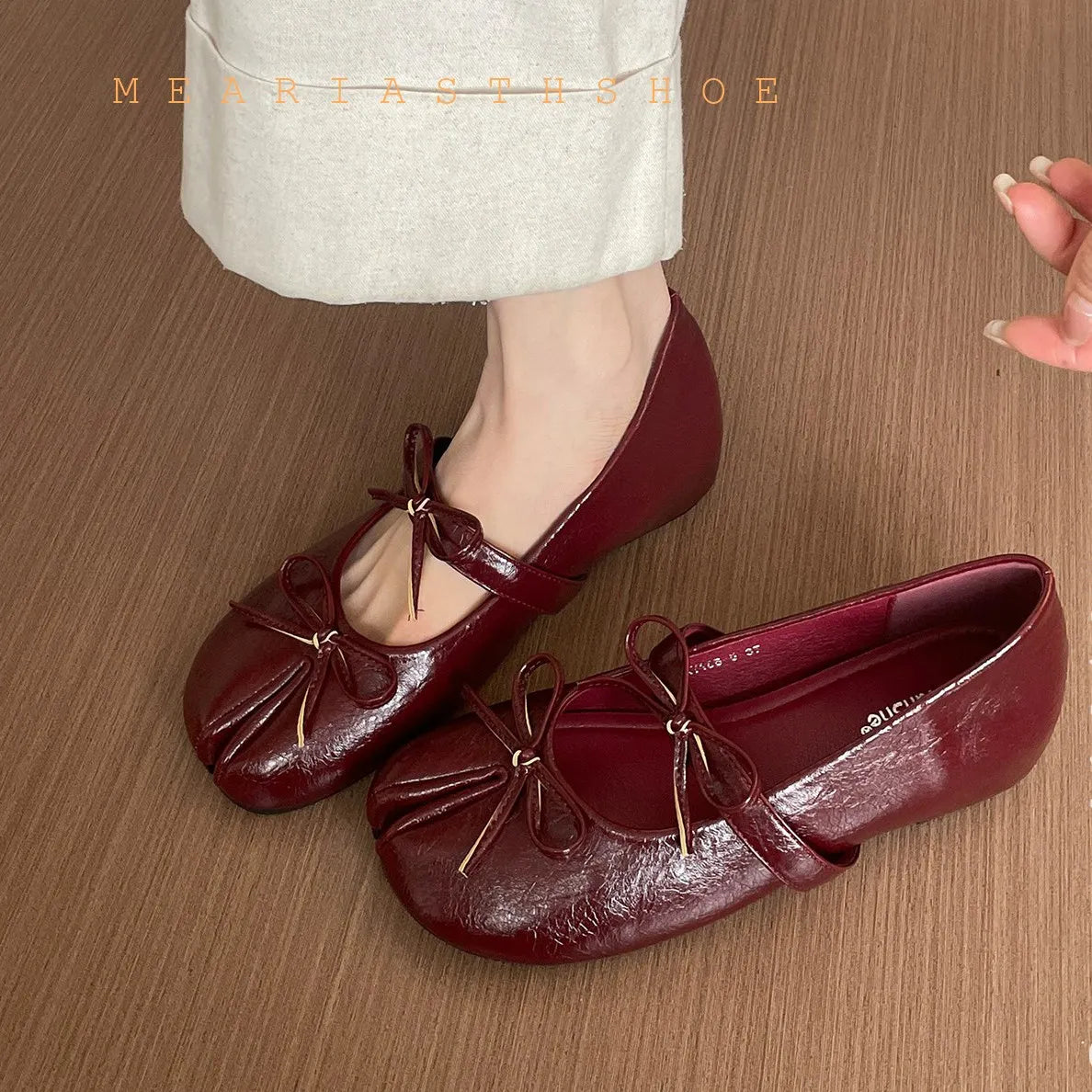 NEW Split Toe Tabi Shoes Size 43 Genuine Leather White Ballet Flats Women Low Heel Mary Janes Pumps Ballerinas Zapatos Mujer