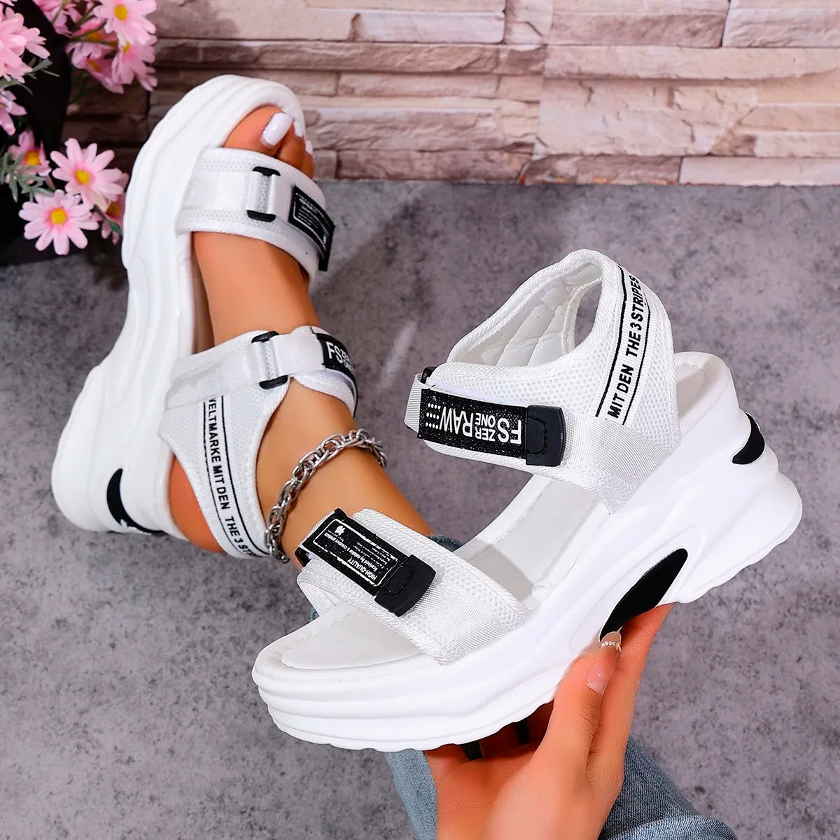 Women Platform Wedge Sandals Summer Fashion New Comfortable Shoes for Women Light Casual Velcro Beach Sandals Zapatos De Mujer