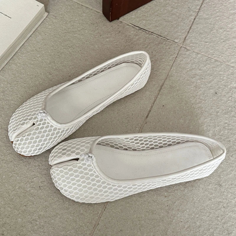 Summer Hollow Out Mesh Split Toe Women Tabi Ballet Flats Comfortable Walking Loafers Casual Ladies Dance Shoe Zapatos De Mujer