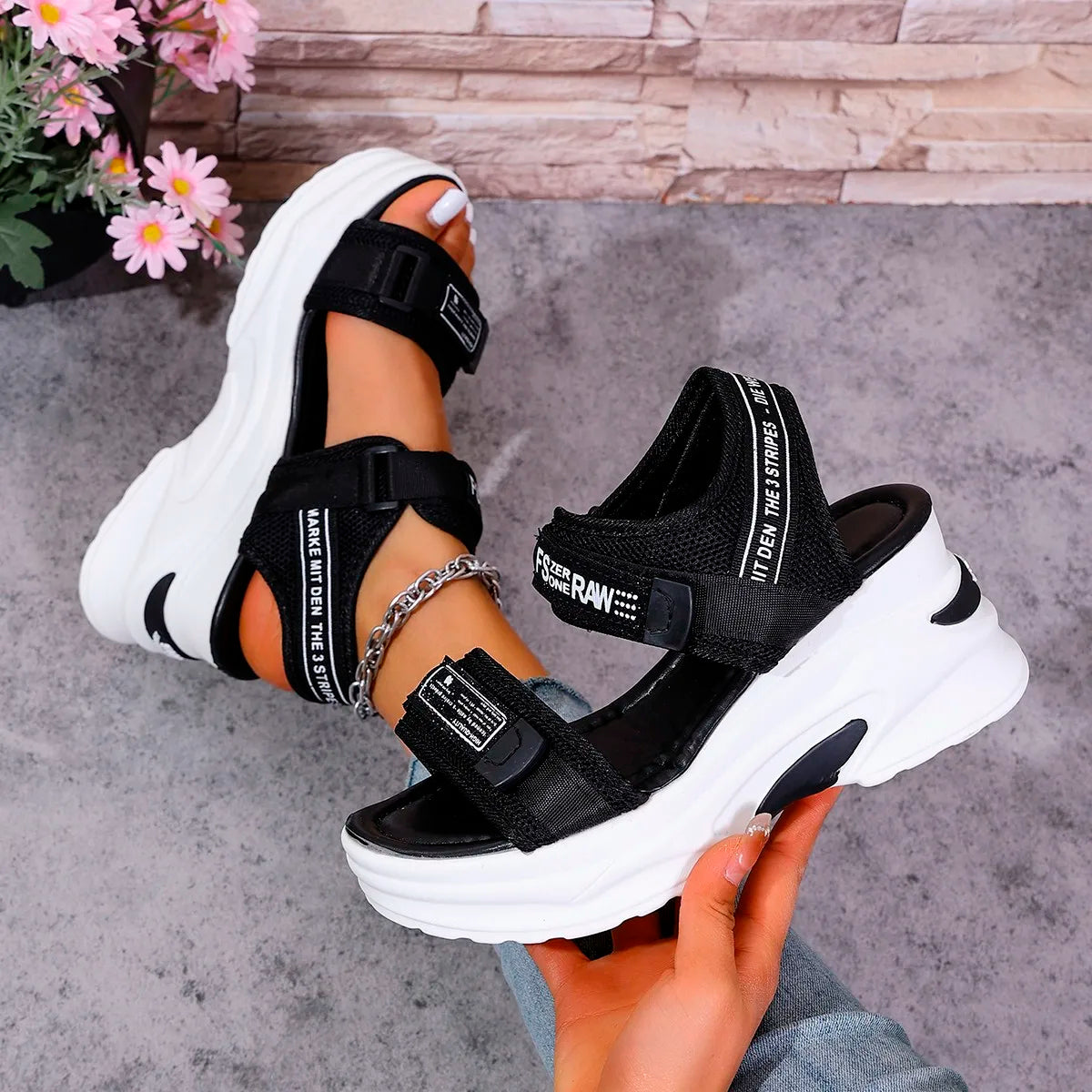 Women Platform Wedge Sandals Summer Fashion New Comfortable Shoes for Women Light Casual Velcro Beach Sandals Zapatos De Mujer