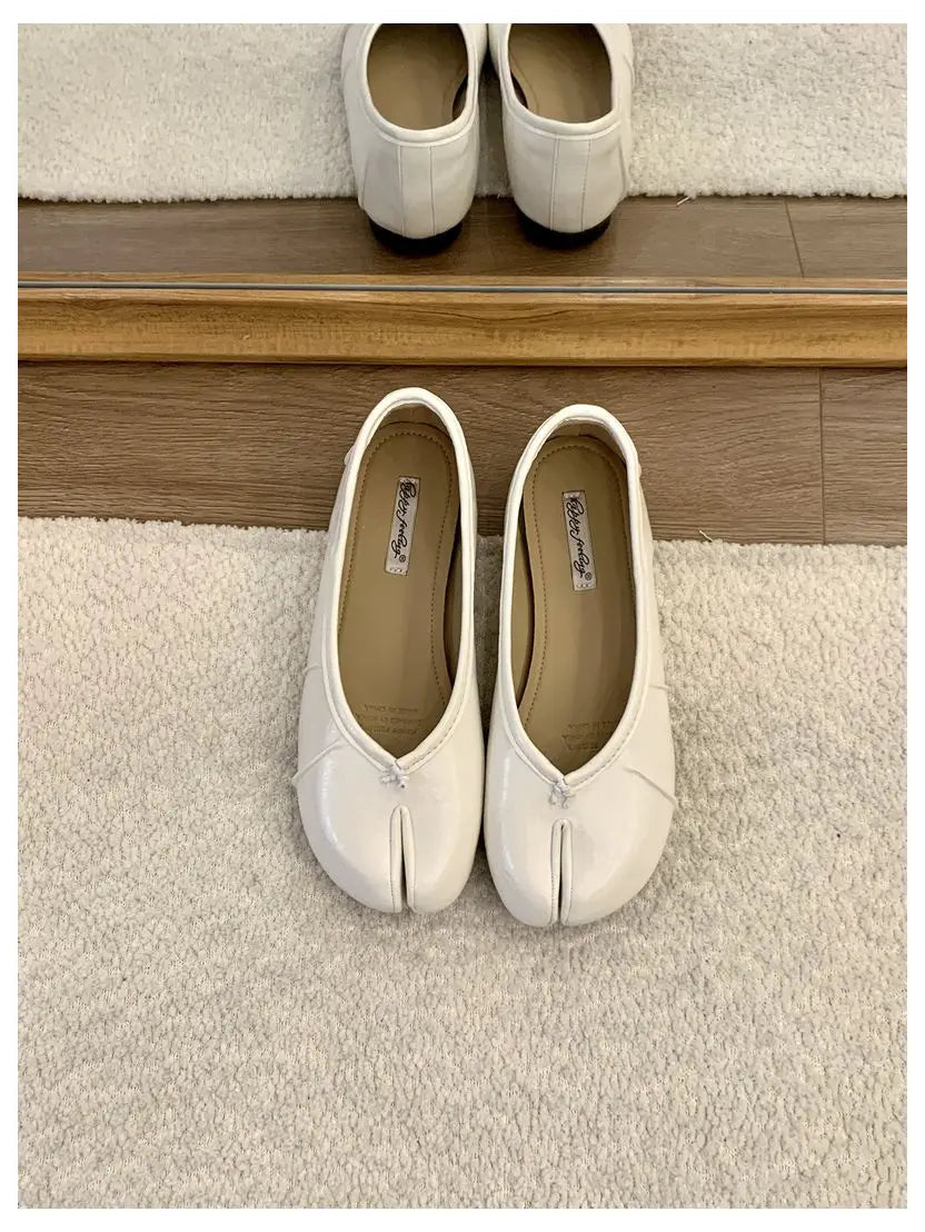 Spring Split Toe Women Ballet Flats Fashion Tabi Shoes Causal Slip On Loafer Ladies Pleated Leather Espadrilles Zapatillas Mujer